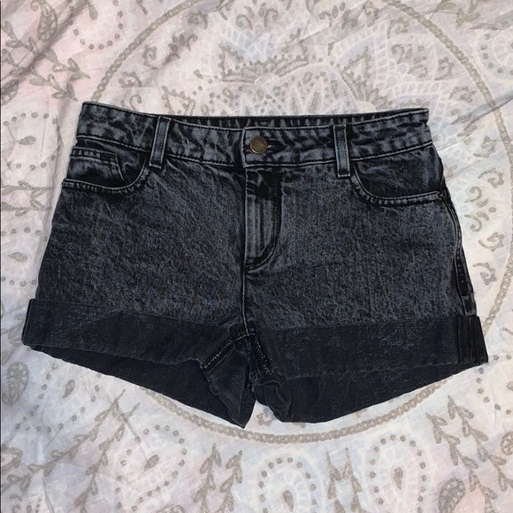 Alice + Olivia Pants - Alice + Olivia Justeen Acid Wash Jean Shorts